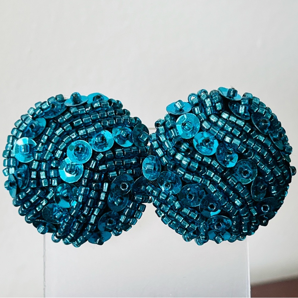 1970s party/disco teal sequined fashion earrings EUC